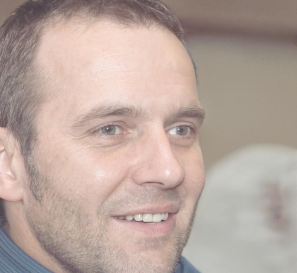 Ritratto di Luca Martinelli